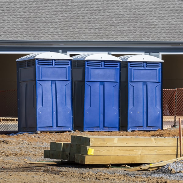 what is the maximum capacity for a single portable restroom in Kahului Hawaii